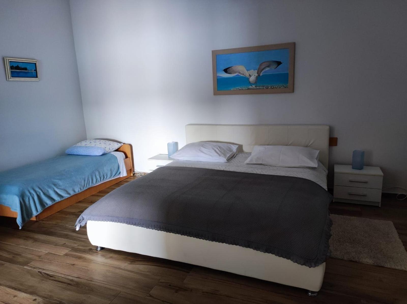 Apartment Mareta In Вигань Экстерьер фото