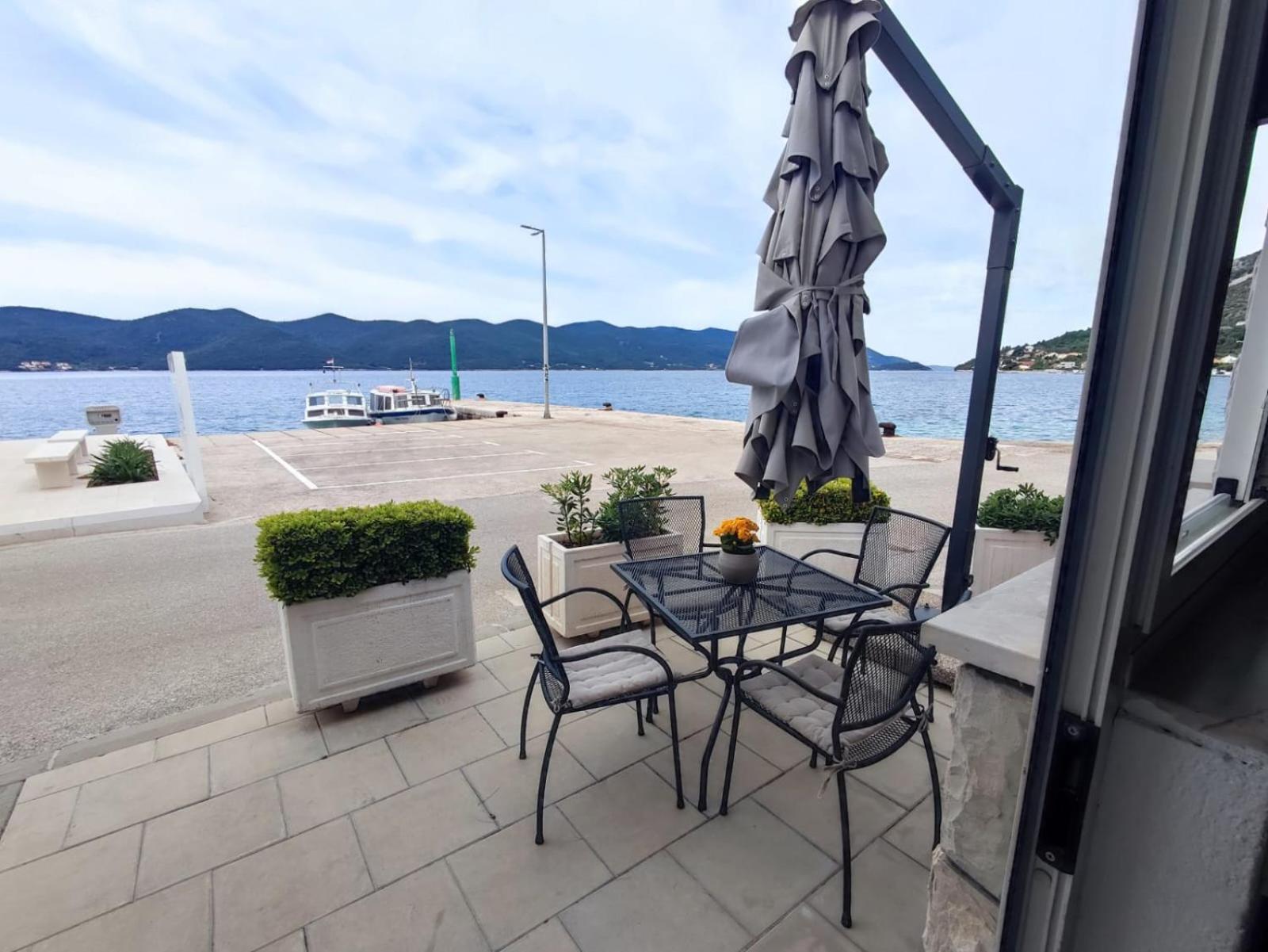 Apartment Mareta In Вигань Экстерьер фото